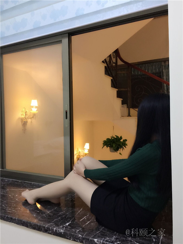 科頤之家臭美的姑娘們喜歡這個飄窗-科頤辦公