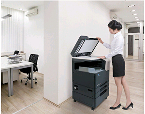  柯尼卡美能達復印機功能多，質量也不錯，尤其是印品質量很好。