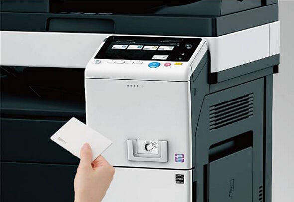 柯尼卡美能達(dá)刷卡認(rèn)證解決方案 刷卡認(rèn)證后再輸出